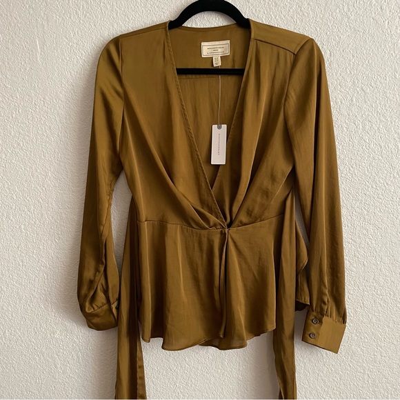 NWT Moulinette Soeurs Anthropologie Wrap Top - Picture 2 of 7